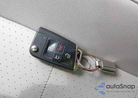 2019 Volkswagen Tiguan 2.0T Se/2.0T Sel/2.0T Sel R-Line/2.0T Sel R-Line Black from USA, damaged, VIN 3VV3B7AX9KM094585